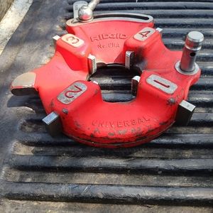 Rigid 300 Carriage with dieheads included